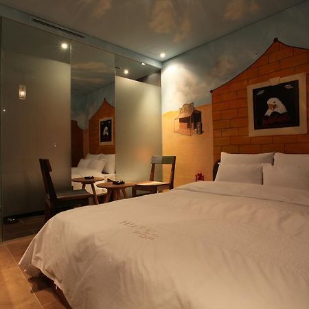 Hotel Pop2 Jongno Seúl Habitación foto